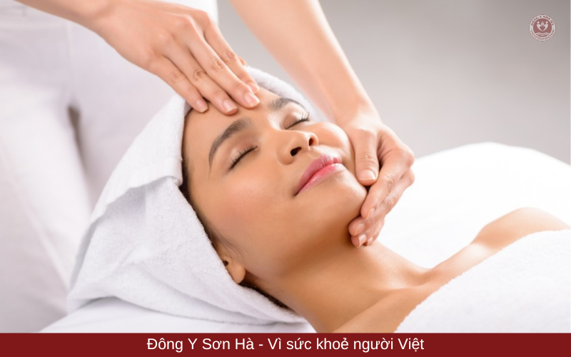 Massage mặt hàng ngày