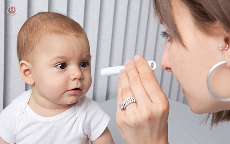 3. Nhận biết mắt lác ở trẻ sơ sinh
