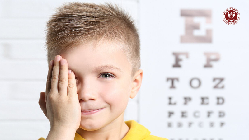 mắt lác ở trẻ em là gì